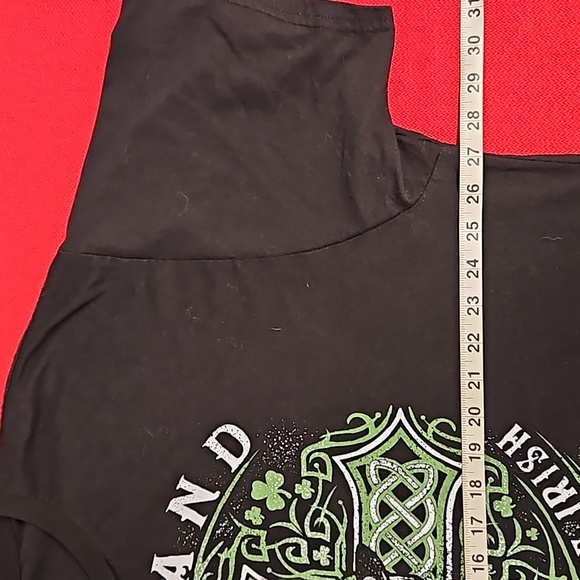 'Let's celebrate!' St. Patrick's Day Ireland skull graphic tee 3XL Euc March 17t - Picture 5 of 7